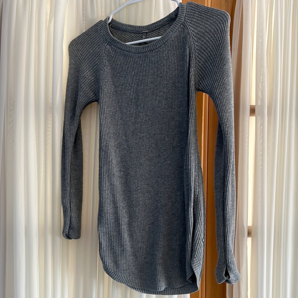 Women's gray Lululemon pullover sweater